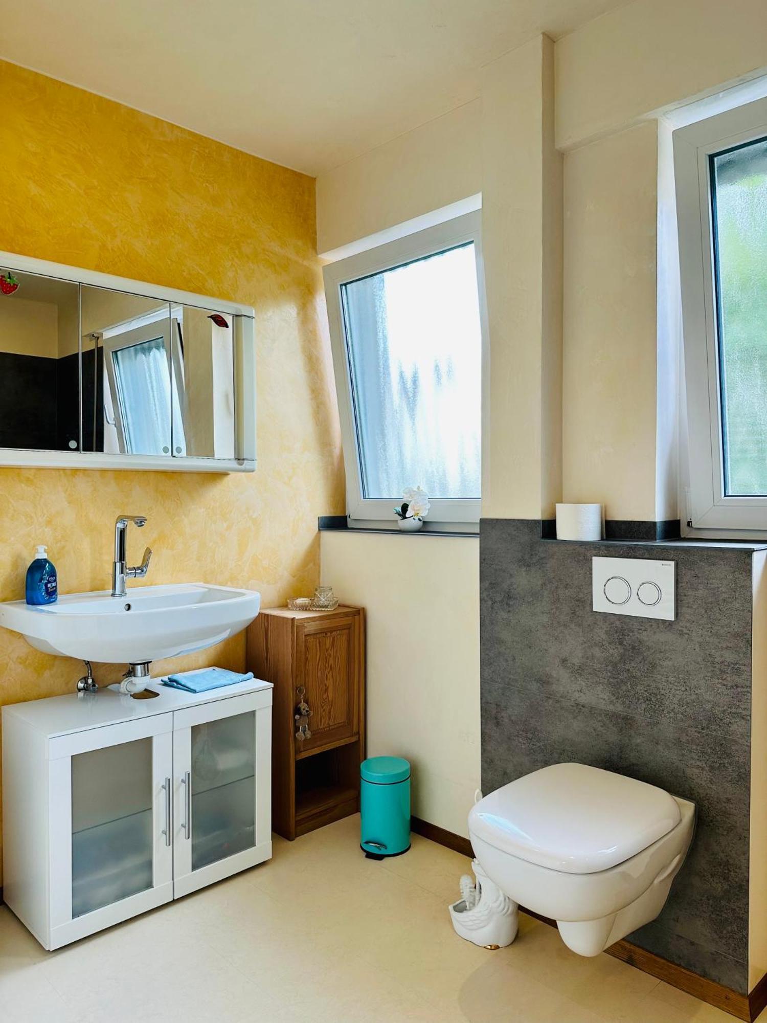 2,5-Zimmerwohnung Mit Terrasse - Keine Monteure Marbach am Neckar Exterior photo